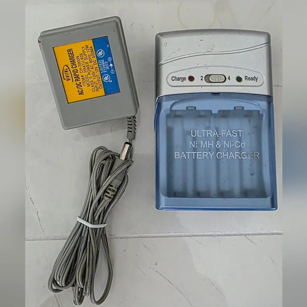 Ultra-Fast Ni-MH & Ni-Cd Battery Charger CH-3900